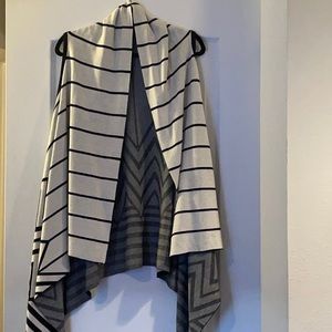 Black and cream sweater vest shawl